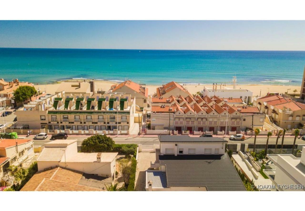 30 Beach House - Bbq & Terrace La Mata  Ngoại thất bức ảnh