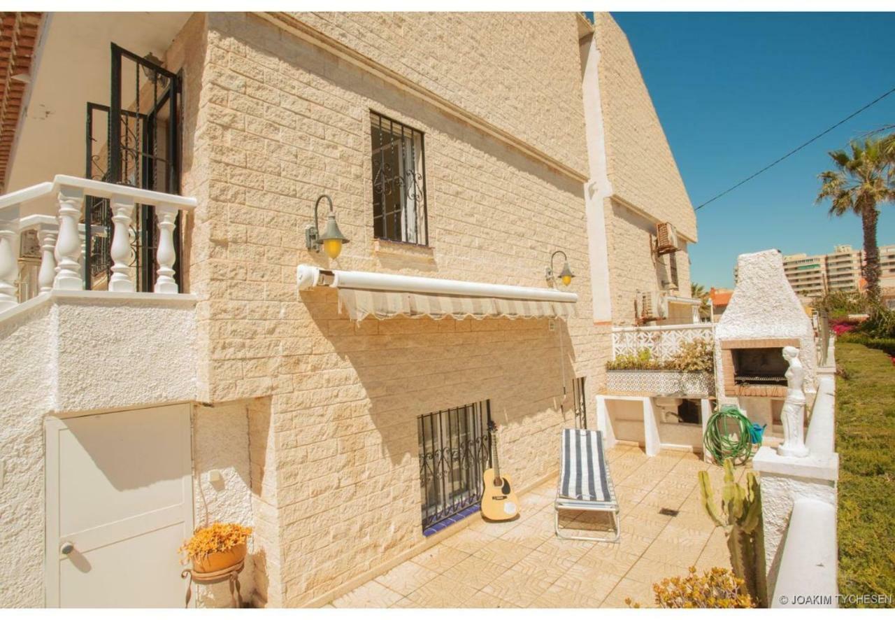 30 Beach House - Bbq & Terrace La Mata  Ngoại thất bức ảnh